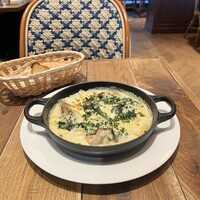 Bistro Buzz 赤坂 - 