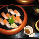 お食事処 寿 - チップ寿司