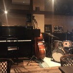 グレッチ - ドラムセットは低めセッティング