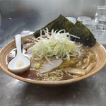 覆麺 智 - 