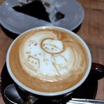 cafe uwaito - カフェラテ550円