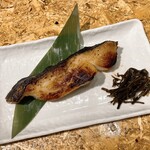 ほっこり居酒屋 - 銀ダラ西京焼850円