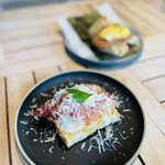 THIRD石垣島 - 生ハム×ポーチドエッグ×パルメジャーノレッジャーノ