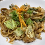 あっちゃんの大きな木 - ホルモンうどん