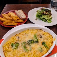 ベルジアンブラッスリーコート バレル - クラムチャウダーのグラタンランチ ベルジアンブラッスリーコート バレル - クラムチャウダーのグラタンランチ