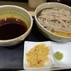 なぜ蕎麦にラー油を入れるのか。 田町店