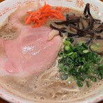 豚骨らーめん れん - 濃厚な豚骨スープが旨い♪
