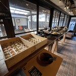 来隣 - ブッフェ台