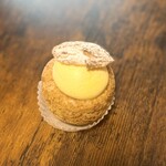 クリオロ 中目黒店 - シュー・ア・ラ・クレーム(450円)