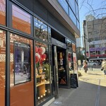 クリオロ 中目黒店 - 店前