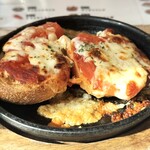 ビーフキッチンスタンド - ピザトマトハイっぽいパン