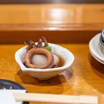 光寿司 - 2025.2 お通し（イカと里芋の煮物）