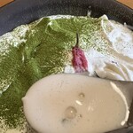 うんとん処 春・夏・秋・冬 - 少しかき混ぜて…ん〜まだ明太感ゼロだなー