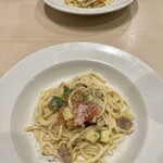 Uomi - サルシッチャと野菜のペペロンチーノ