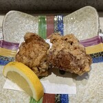 奈良 - アンコウの唐揚げ