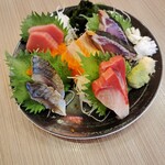 海鮮料理 焼きとん焼き鳥 達磨酒場 新橋総本店 - 