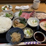 天然魚と七輪焼き 隠れ居酒屋 雑魚や - 