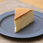 エリティエ - スフレフロマージュ@税込604円 │ 平日13:06頃訪問