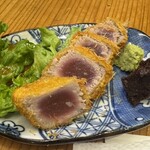 魚がし うお助 - マグロのレアカツ
