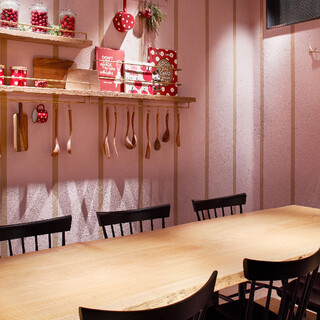 Disney HARVEST MARKET By CAFE COMPANY_2