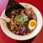 RaMen TaKa - 魚介醤油（750円）