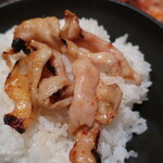 大仁門 - 豚ホルオンザライス