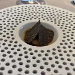 SEZANNE - ⑥：たらの白子　トリュフ　トリュフのジュースと中国醤油のソース