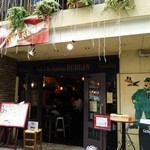 ダブリン - アイリッシュパブ『ダブリン』さんの店舗外観！２階にはテラス席も見える～♪(^o^)丿