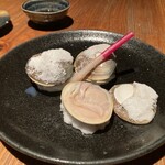 大黒堂 - 蛤の塩焼き