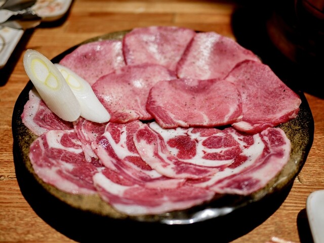 Shinsen Horumon Sambyakuya photo 2