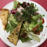 ラ・クチネッラ・ディ・ヤマモト - 一口ピザやオムレツなど食べごたいのある前菜♪