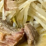 ラーメン専門 宮の森 - さらにアップ