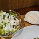 キッチン ブルー グローブ - サラダ、お新香のアップ