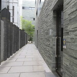 鮨 さかい - 連スクエアのアプローチ