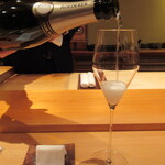 鮨 さかい - 本日も、泡を1本いただきました