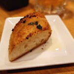BAR COMEDOR UNiCO - ガーリックパン