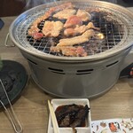 아카카라 누마즈점 - 鳥豚牛オンザコンロ