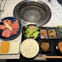 Matsusaka beef YAKINIKU THE SEJONG GEMS名駅店 - 焼肉御膳