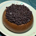 Boulangerie HARU - 料理写真:...「ショコラフランボワーズ（350円）」、内部にチョコクリームが☆彡格別