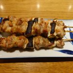 川万 - 焼き鳥シオ！必食メニュー！