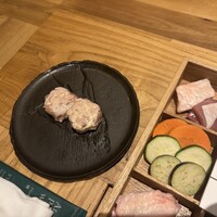 鶏焼き肉 囲 - 鶏つくね