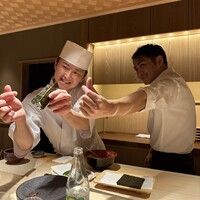 鮨 由う - 