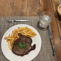Bistro Buzz 赤坂 - 