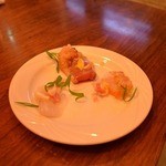 KITSUNE - “本日　3種鮮魚のカルパッチョ（ヒラメ、カツオ、スズキ）”おとりわけ後