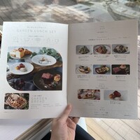 TOOTH TOOTH GARDEN RESTAURANT - 
