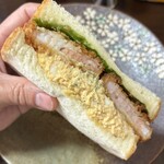 cafe PANGU - (✿´꒳`)ﾉ°+.*海老カツと自家製タルタル