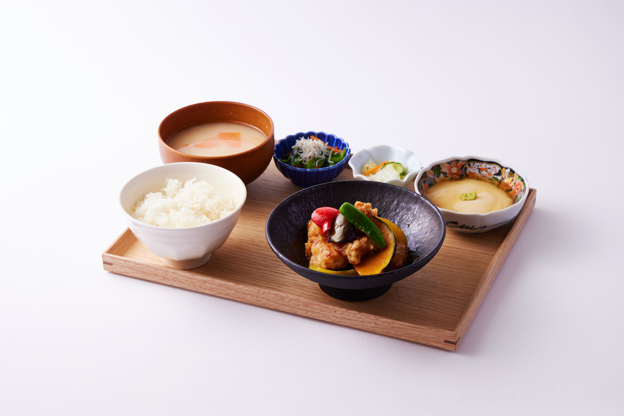京都石塀小路豆ちゃ 有楽町 （キョウトイシベコウジ マメチャ