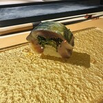 鮨shizuku 西天満 - 関サバの棒鮨