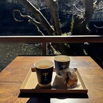 CAFE 雫 - ブレンドと酒粕クラッカー