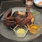 鳥四季 - 丸鶏の半身揚げ